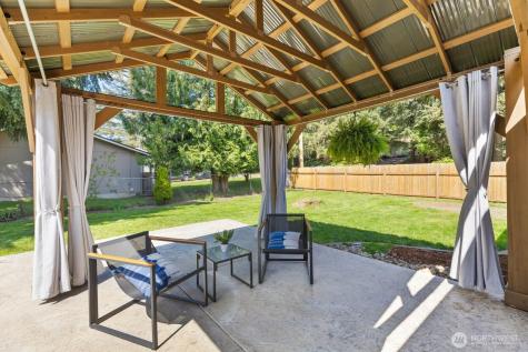 11504 92nd Avenue E Puyallup WA 98373