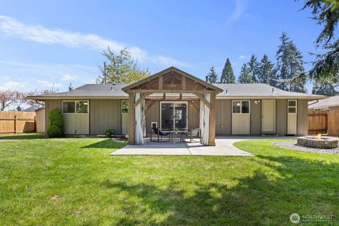 11504 92nd Avenue E Puyallup WA 98373