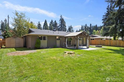 11504 92nd Avenue E Puyallup WA 98373