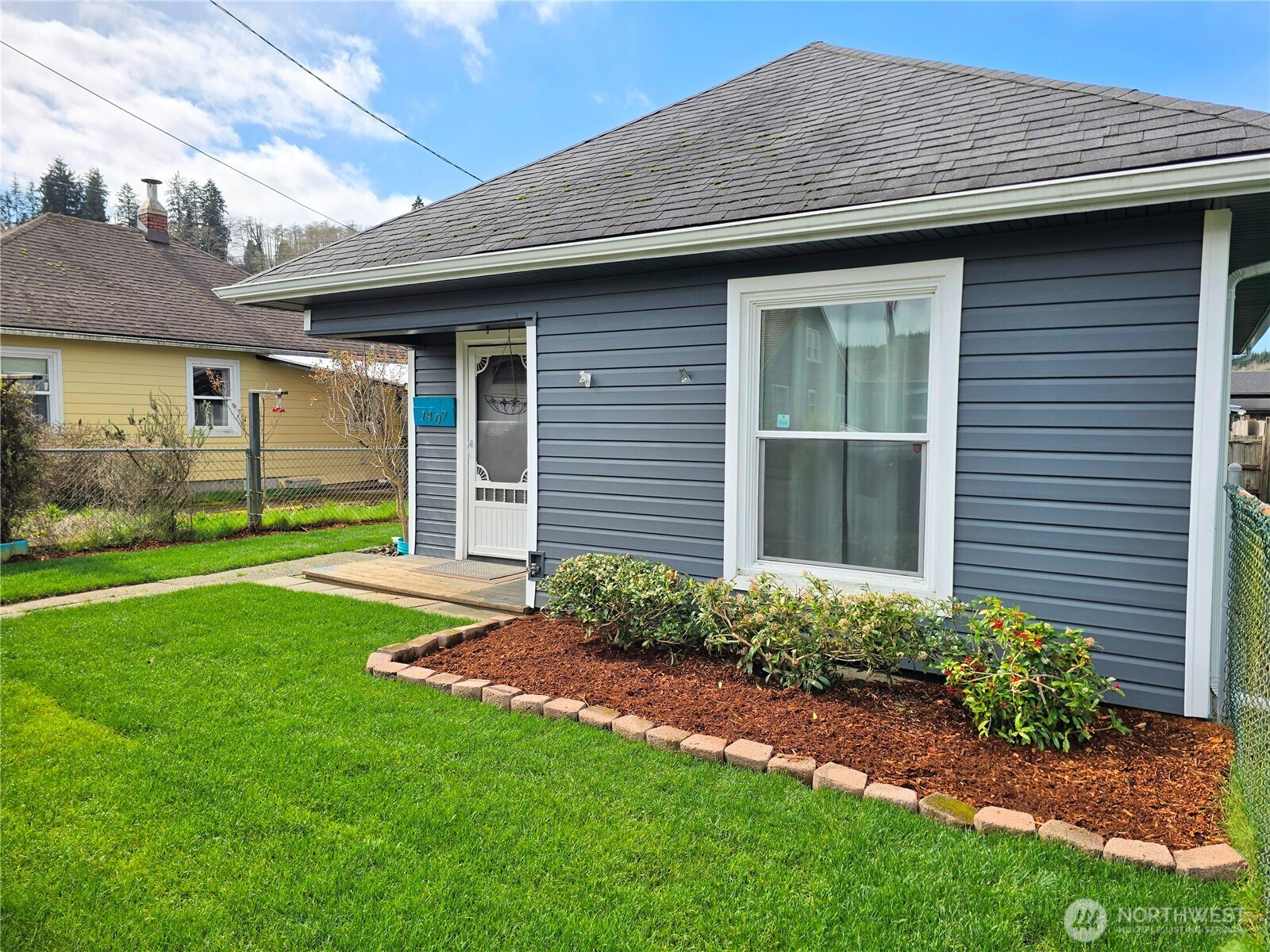 1407 Laurel Street Hoquiam WA 98550