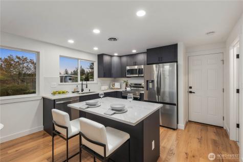 16802 NE 6th Place Bellevue WA 98008