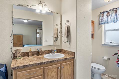 2402 S 81st Avenue Yakima WA 98903