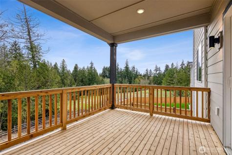 2055 NE Norseman Way Poulsbo WA 98370