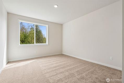 2055 NE Norseman Way Poulsbo WA 98370