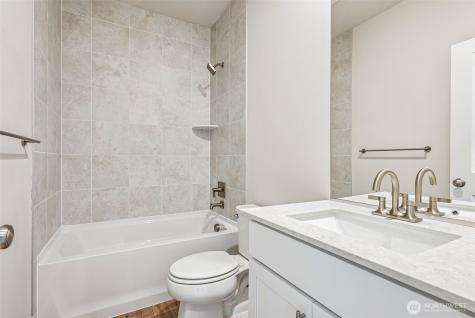 2055 NE Norseman Way Poulsbo WA 98370