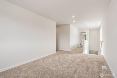 2055 NE Norseman Way Poulsbo WA 98370