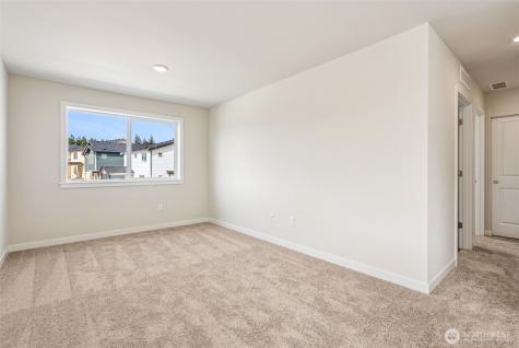 2055 NE Norseman Way Poulsbo WA 98370