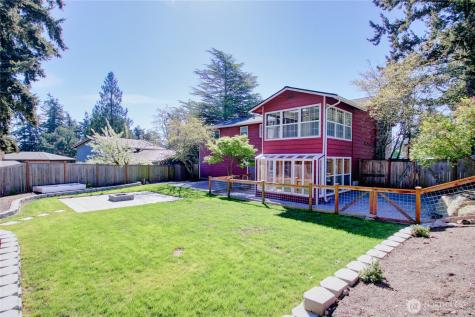 1120 SW 8th Avenue Oak Harbor WA 98277