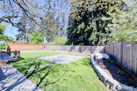 1120 SW 8th Avenue Oak Harbor WA 98277