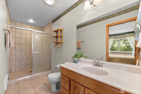 19 Mariposa Lane Winthrop WA 98862