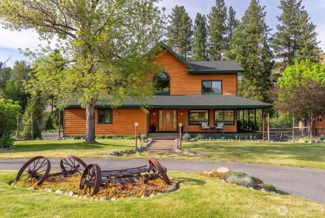 19 Mariposa Lane Winthrop WA 98862