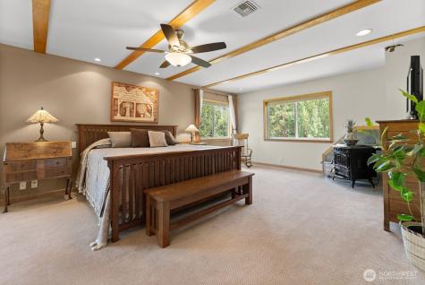 19 Mariposa Lane Winthrop WA 98862