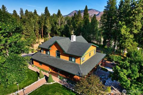 19 Mariposa Lane Winthrop WA 98862