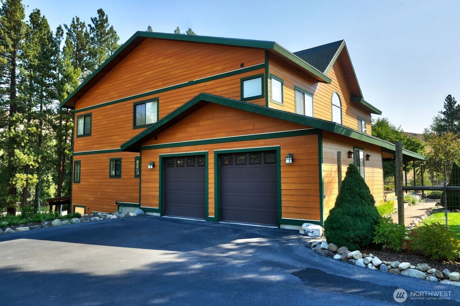 19 Mariposa Lane Winthrop WA 98862