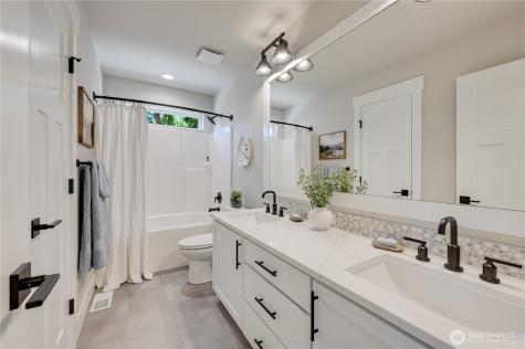 19231 Meridian Drive SE Bothell WA 98012