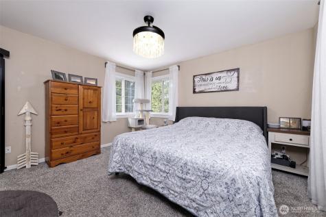 2412 Westwind Drive NW Olympia WA 98502