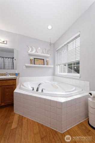 2412 Westwind Drive NW Olympia WA 98502