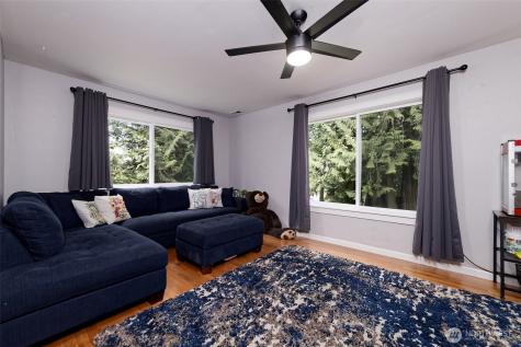 2412 Westwind Drive NW Olympia WA 98502