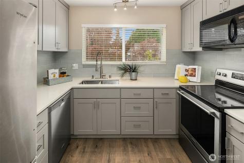 12024 101st Avenue NE Kirkland WA 98034