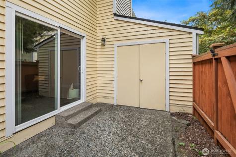 12024 101st Avenue NE Kirkland WA 98034