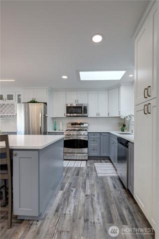 13528 95th Avenue NE Kirkland WA 98034