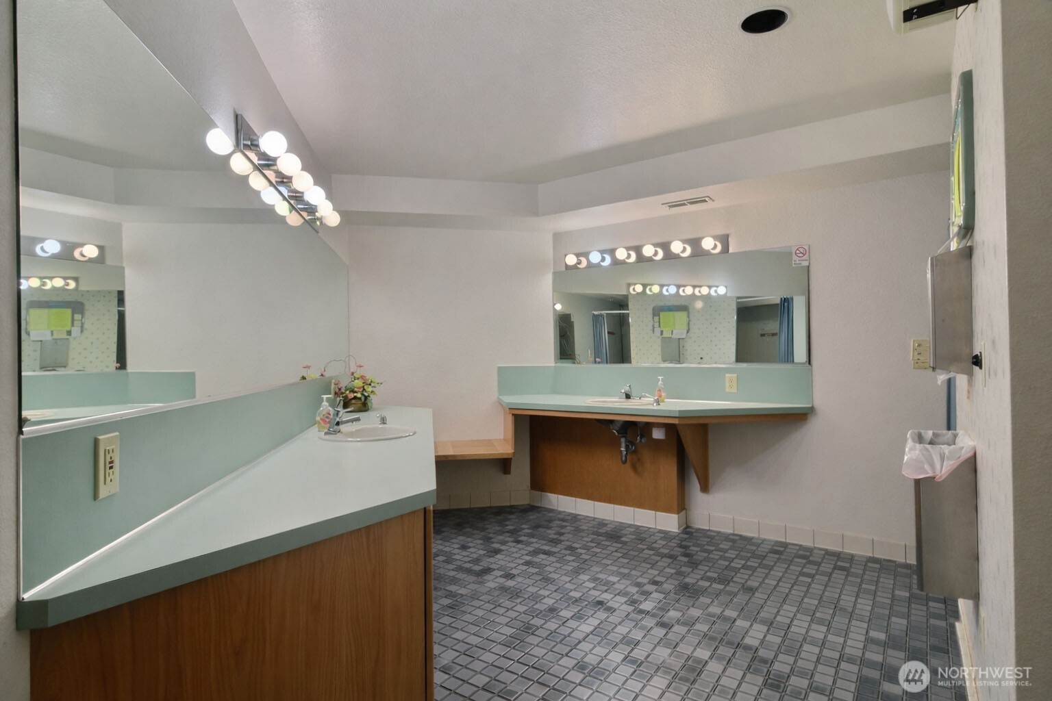 3901 Harborview Drive Gig Harbor WA 98332