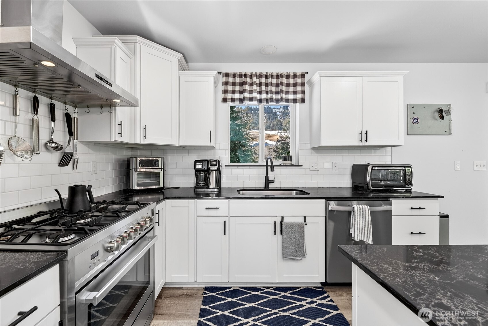60 Snoqualmie Village Drive Snoqualmie Pass WA 98068