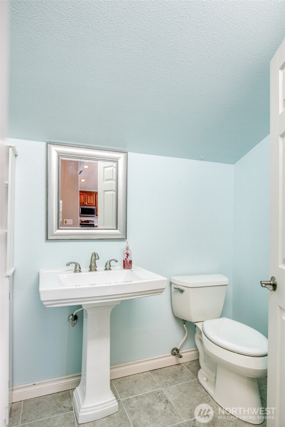659 Chinook Avenue SE Ocean Shores WA 98569