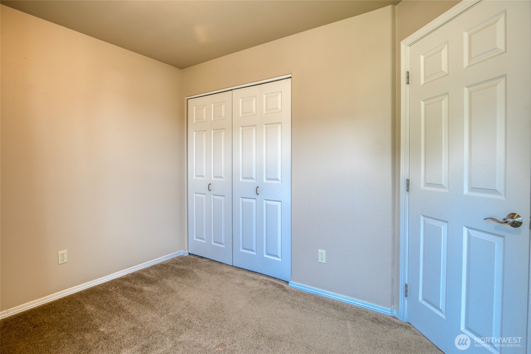 659 Chinook Avenue SE Ocean Shores WA 98569
