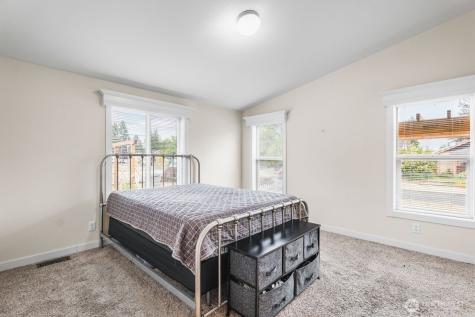 120 L Street SE Auburn WA 98002