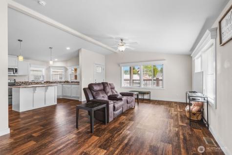 120 L Street SE Auburn WA 98002