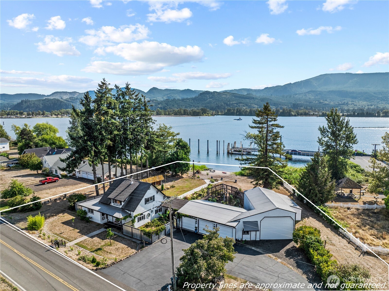 10 E Sunny Sands Road Cathlamet WA 98612