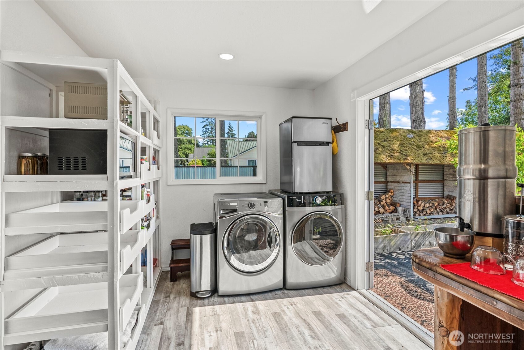 10 E Sunny Sands Road Cathlamet WA 98612