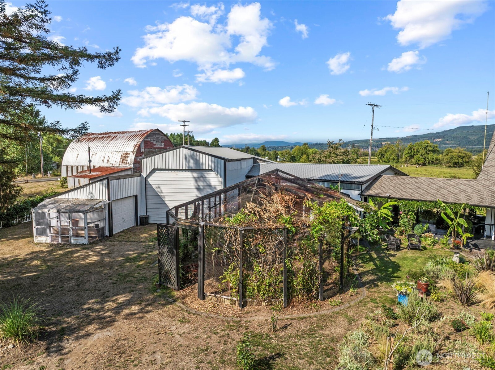 10 E Sunny Sands Road Cathlamet WA 98612