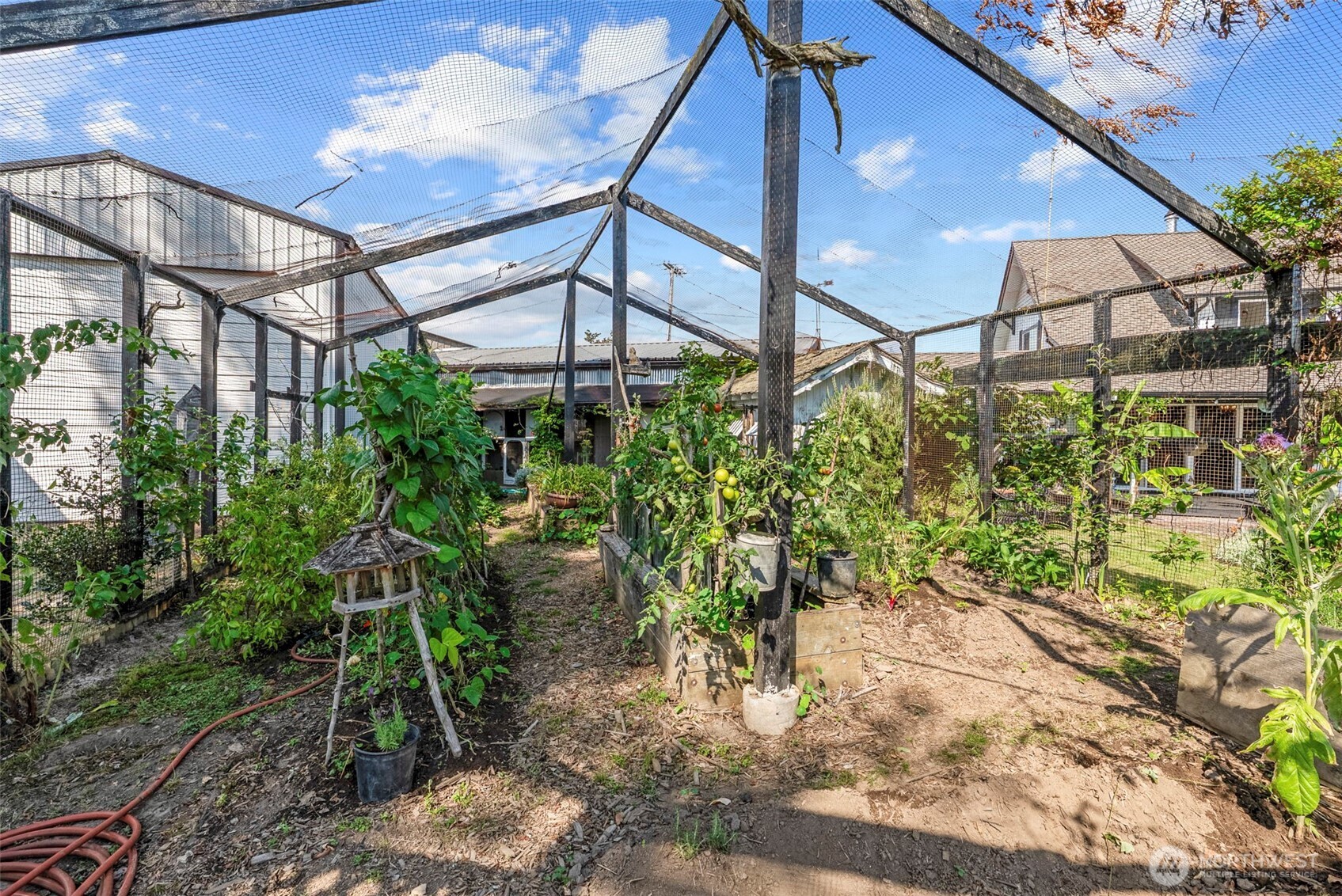10 E Sunny Sands Road Cathlamet WA 98612