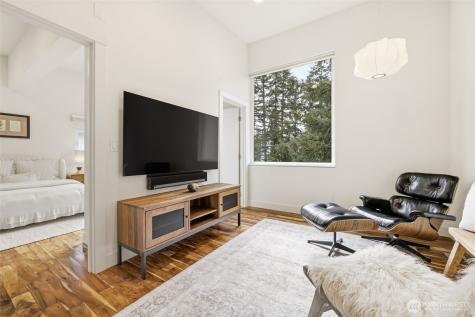 4019 131st Place SE Bellevue WA 98006