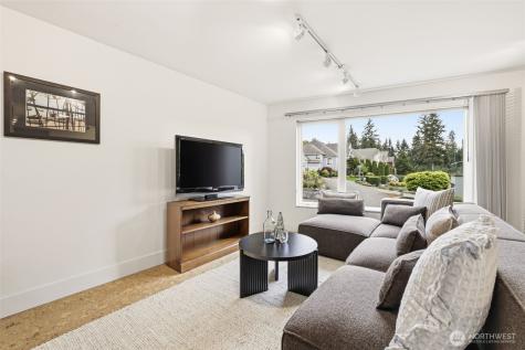 4019 131st Place SE Bellevue WA 98006