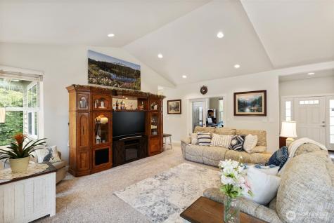 24 Pelton Court Port Ludlow WA 98365