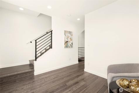 947 NW 56th Street Seattle WA 98107