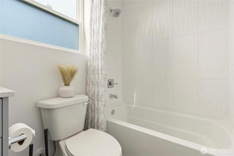 947 NW 56th Street Seattle WA 98107
