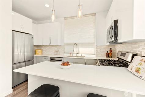 947 NW 56th Street Seattle WA 98107