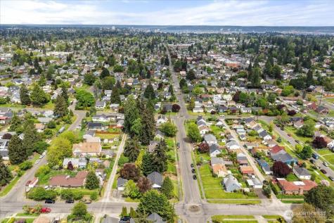 6134 S D Street Tacoma WA 98408