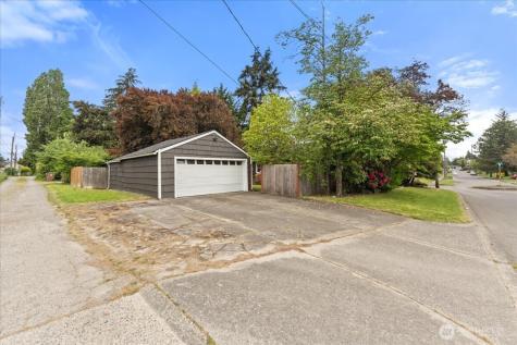 6134 S D Street Tacoma WA 98408