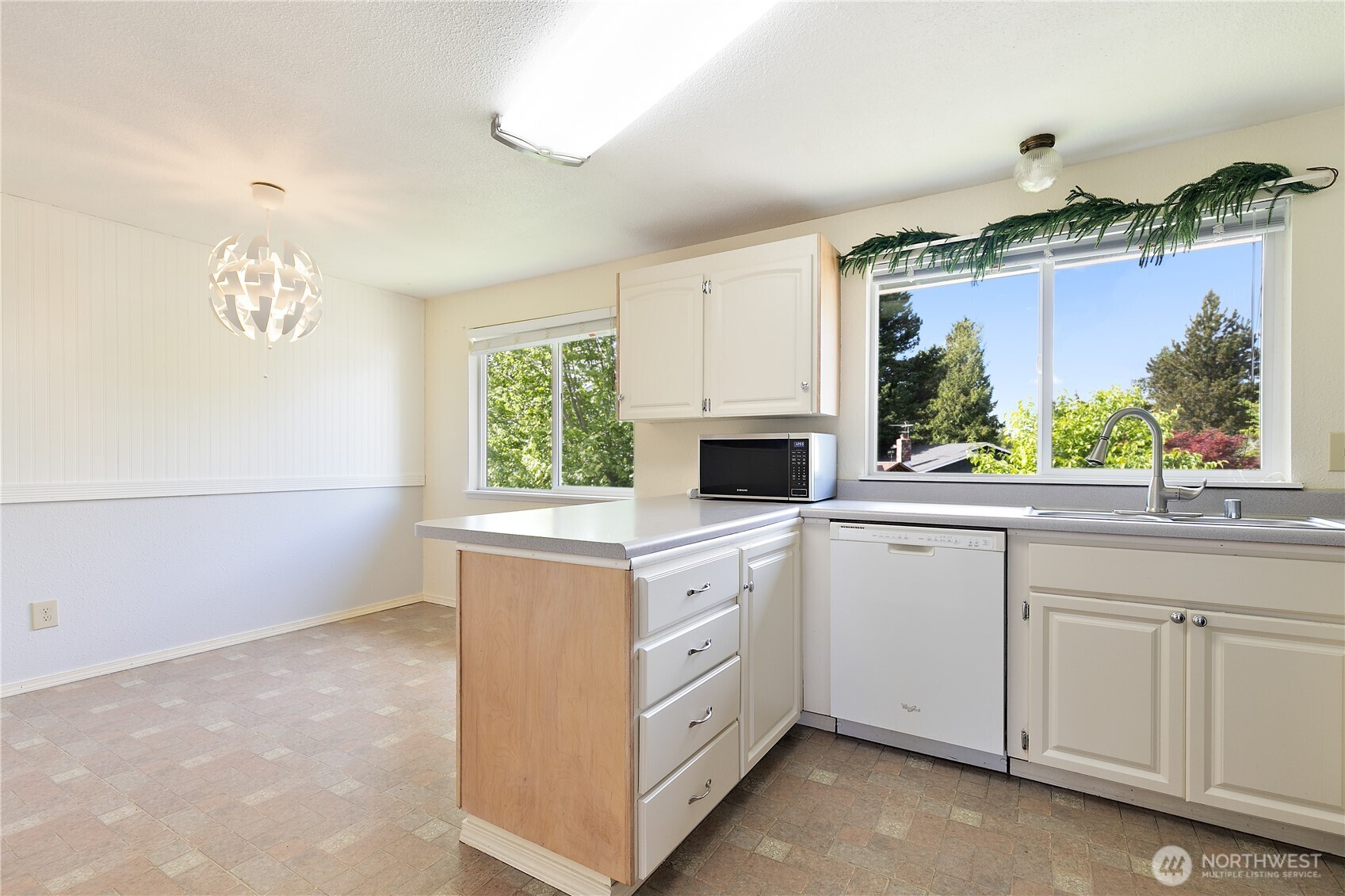 12236 SE 219th Place Kent WA 98031