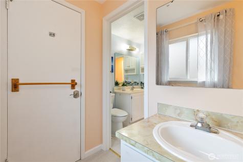 12236 SE 219th Place Kent WA 98031