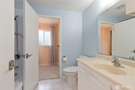 12236 SE 219th Place Kent WA 98031