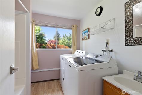 12236 SE 219th Place Kent WA 98031