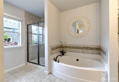 21218 SE 260th Street Maple Valley WA 98038
