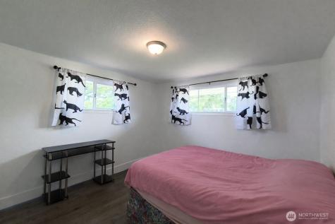 108 W Bartlett Road Lynden WA 98264