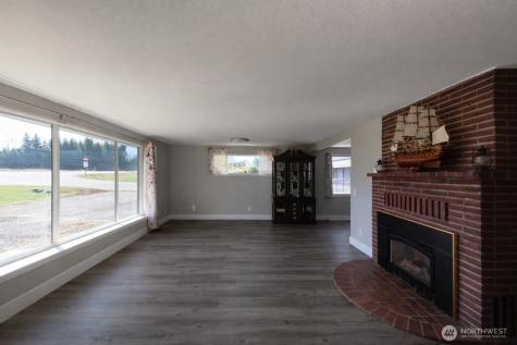 108 W Bartlett Road Lynden WA 98264